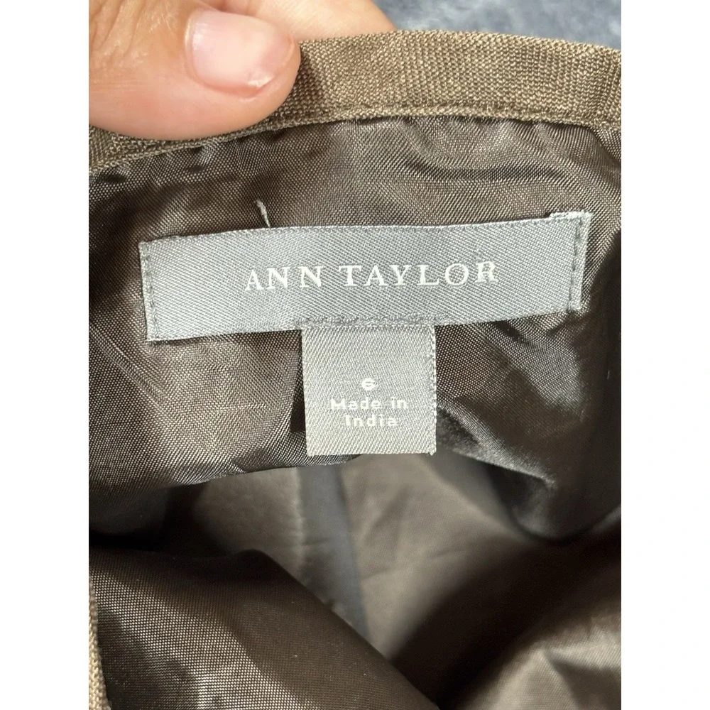 Ann Taylor Classic  Linen Women's‎ Skirt Brown  size 6  Career casual